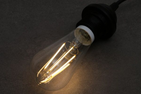 Лампа світлодіодна Philips LEDClassic ST64 прозора 7 Вт E27 220-240 В тепло-білий 929001228608