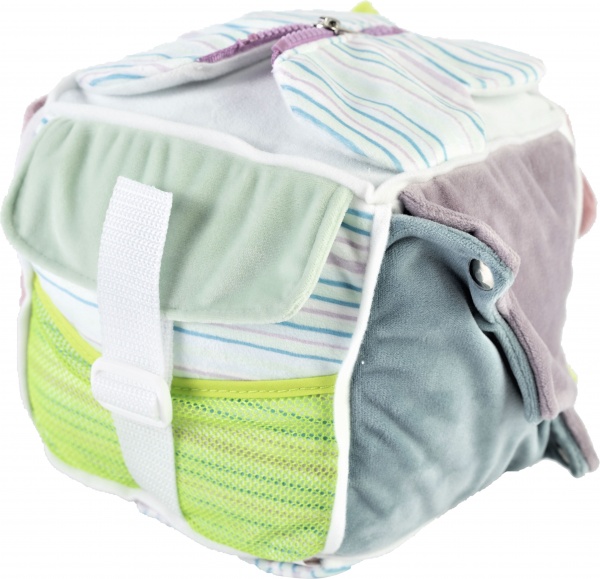 Кубик-развивайка Bambinelli Учимся одеваться 17 см MC045