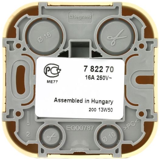 Розетка без заземления Legrand Quteo 2К 16 А 250 В без шторок дерево светлое 782270