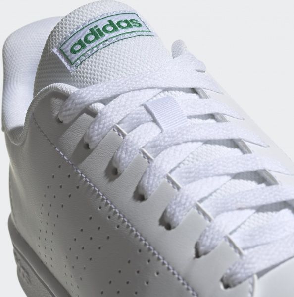 Кроссовки Adidas ADVANTAGE BASE EE7690 р.8,5 белый