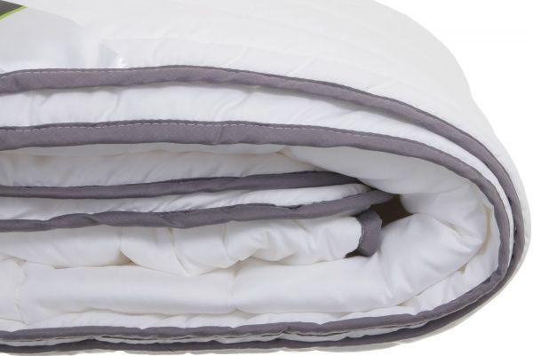 Ковдра Azalee з просоченням Aloe Vera 140x205 см Songer und Sohne