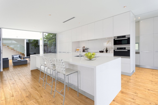 Ламінат водостійкий Classen Extreme 4V WR 54748 дуб гуанаре 33/АС5 1285х158х12 мм 