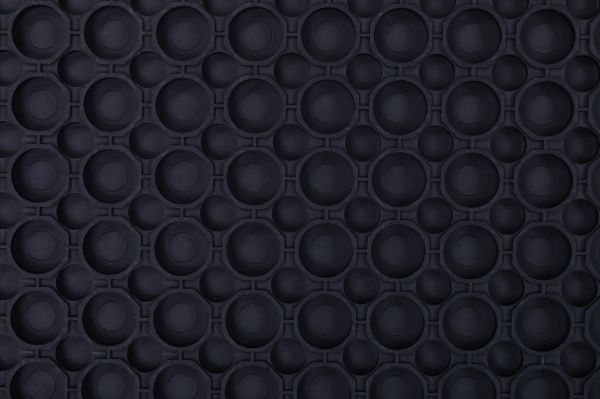 Килимок Київгума на гумовій основі з каймою 150х91,6х1,2 см