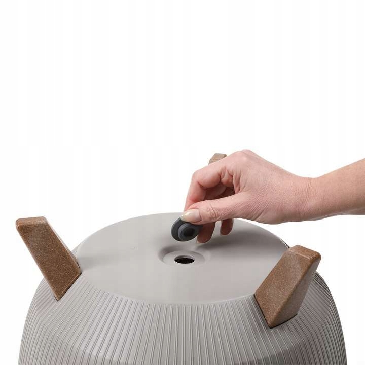 Вазон пластик ROMA jumper 29х18,3 см круглий кремовий 9,3 л Ламела (9749577)