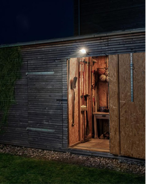 Прожектор с датчиком движения Ledvance FL Essential 4000K 30 Вт IP65 черный FL essent 30W S