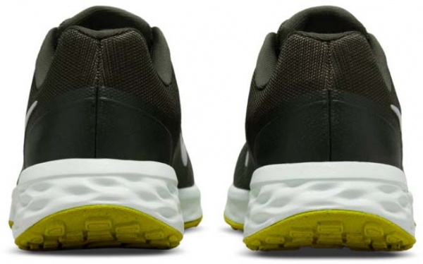 Кроссовки Nike REVOLUTION 6 NEXT NATURE DC3728-300 р.44 хаки