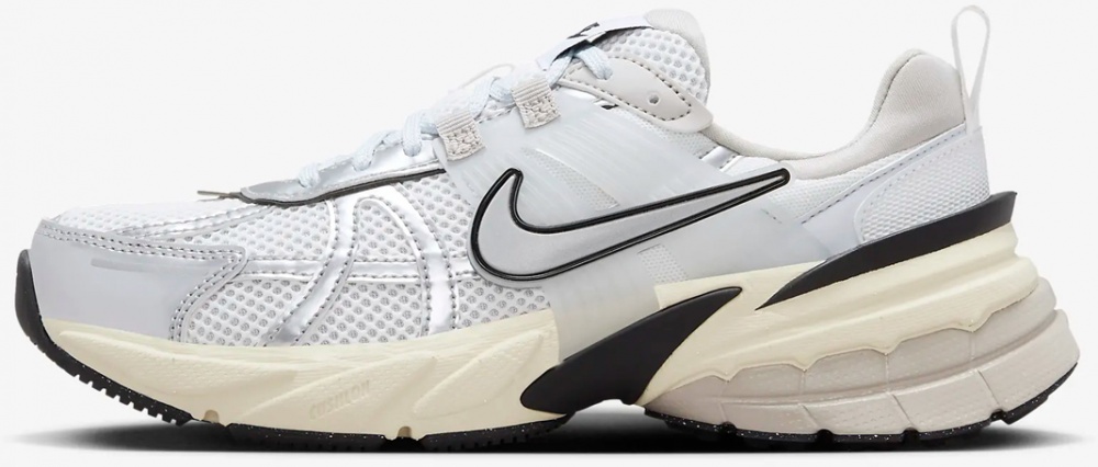 Кросівки жіночі демісезонні Nike V2K RUN FD0736-100 р.40,5 біло-сірі