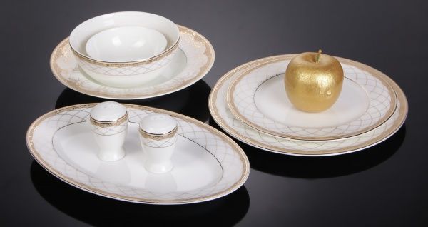 Сервіз столовий Celebration Gold 32 предмети на 6 персон Fiora