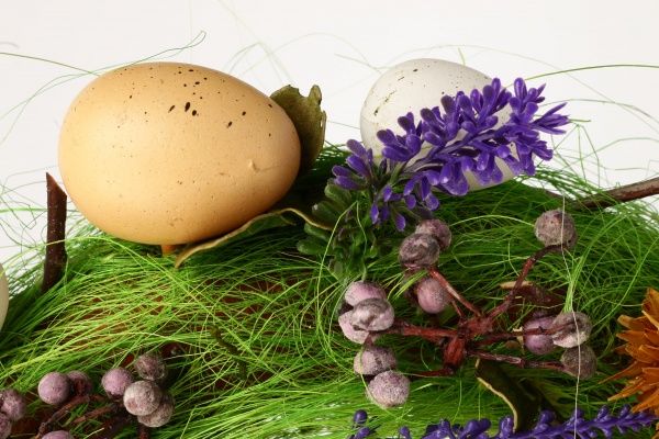 Венок из яиц и лаванды WJ19011