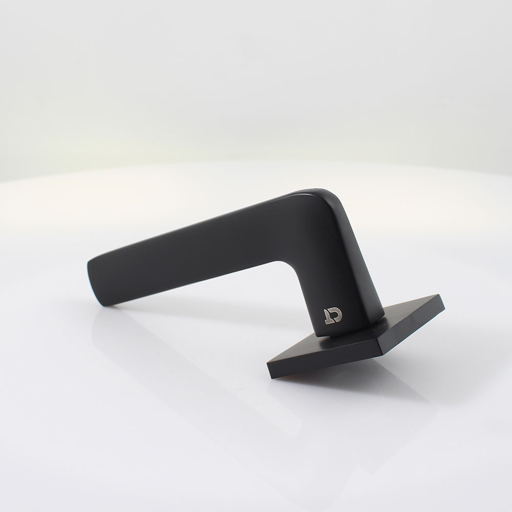 Ручка на розетке Comit Nox Q матовый черный