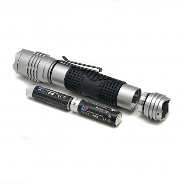 Фонарь Treker LP-8332-2AA серебряный