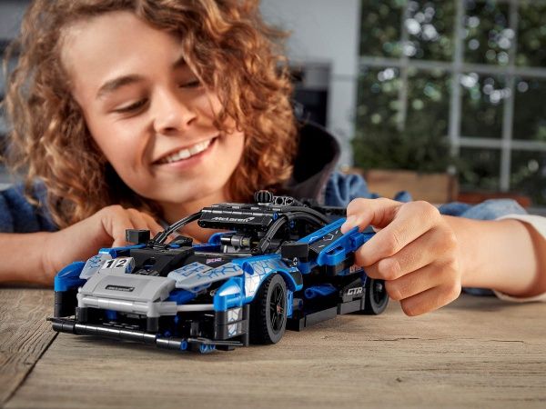 Конструктор LEGO Technic McLaren Senna GTR 42123