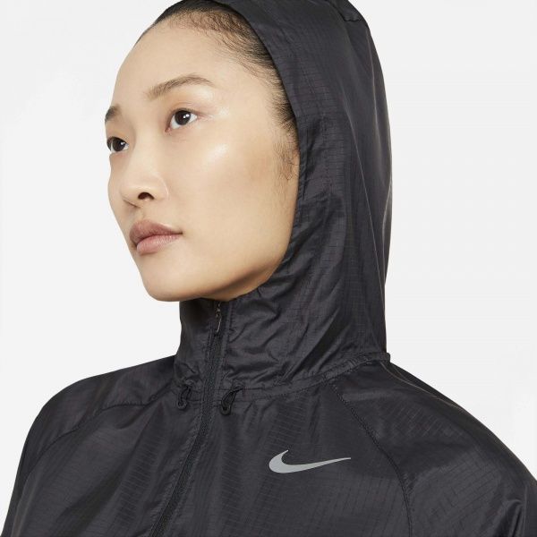 Куртка Nike NK RUN DVN ESSNTL JACKET DA1070-010 L черный