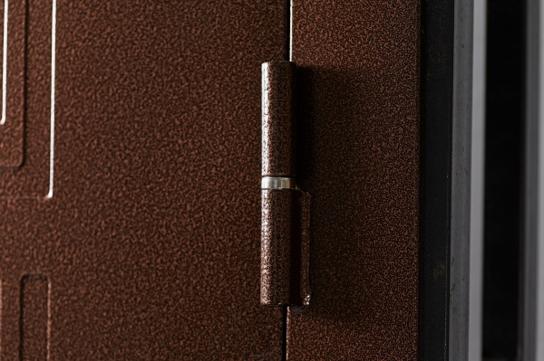 Двері вхідні Міністерство дверей КУ-Орнамент дуб темний 2050x960 мм праві