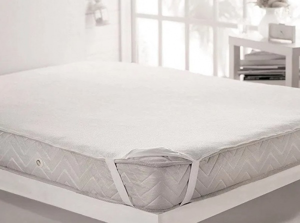 Наматрацник водонепроникний BILTEX з кутовим фіксатором 20х160x200 см 4820190491039 