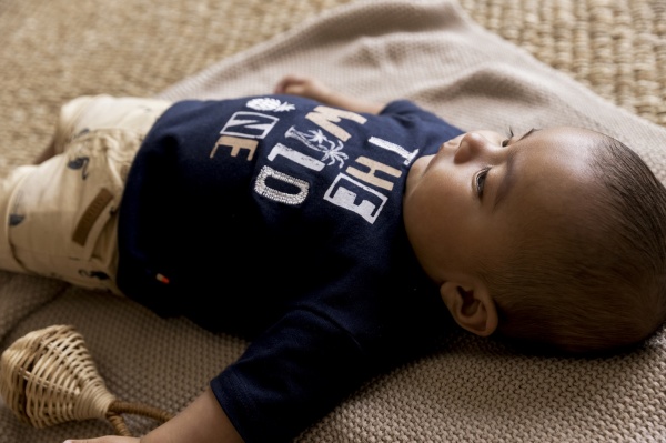 Футболка для хлопчиків Dirkje р.98 темно-синій V42527-35 