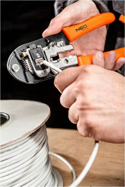 Клещи обжимные NEO tools 01-501