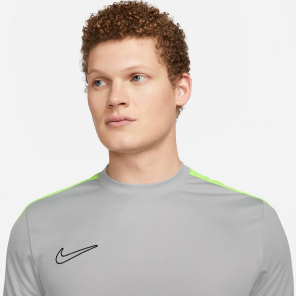 Футболка Nike DF ACD23 TOP SS BR DV9750-007 р.2XL сірий