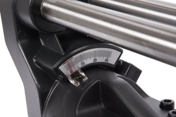 Пила торцювальна YATO YT-82174