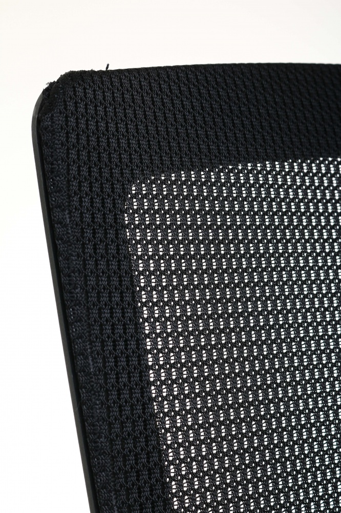 Крісло офісне Мікеле сітка текстиль висота 900 мм чорний