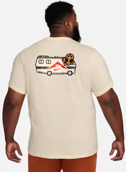 Футболка Nike M NK DF TEE TRAIL FJ2354-113 р.L бежевый