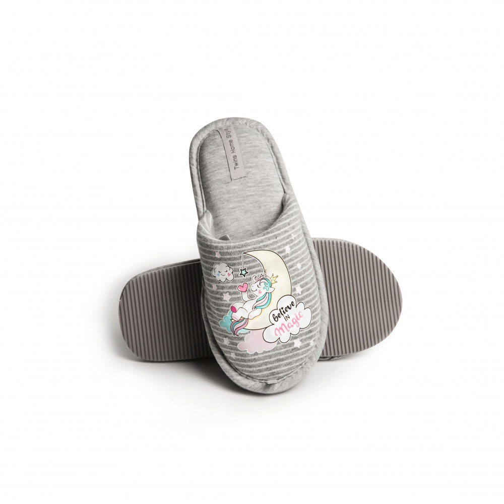 Капці для дівчаток Twins закриті з наліпкою р.30-31 сірий 17357