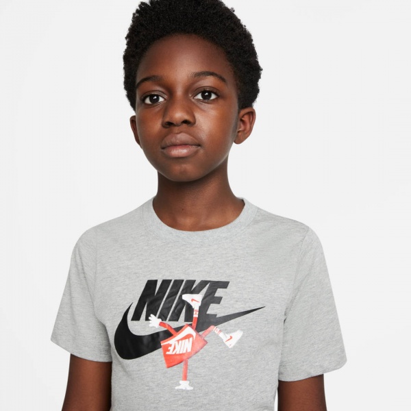 Футболка Nike B NSW TEE FUTURA BOXY SP22 DO1806-063 р.L сірий