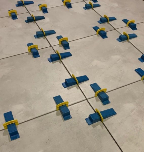 Система выравнивания плитки Т-Нова основа СВП-Макси 1 мм 50 шт./уп.