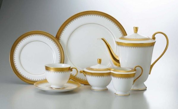 Сервиз столовый Golden Coin 28 предметов на 6 персон Narumi