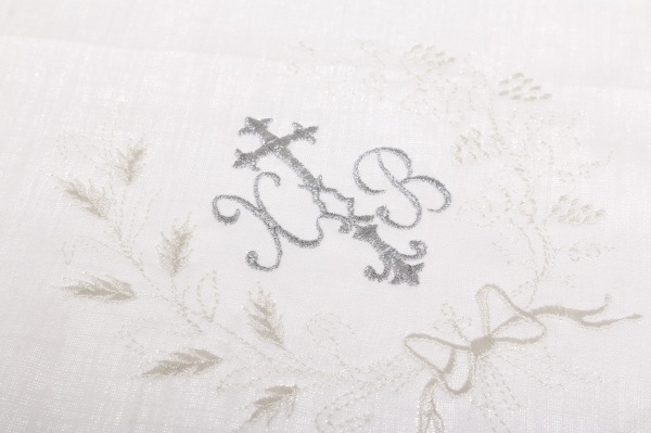 Салфетка Пасхальная с вышивкой и кружевом (1,5/3,5 см) 38x38 см белый с рисунком 