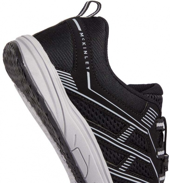 Кросівки McKinley Amphibio II M 288363-904057 р.45 EUR 45 29 см чорний