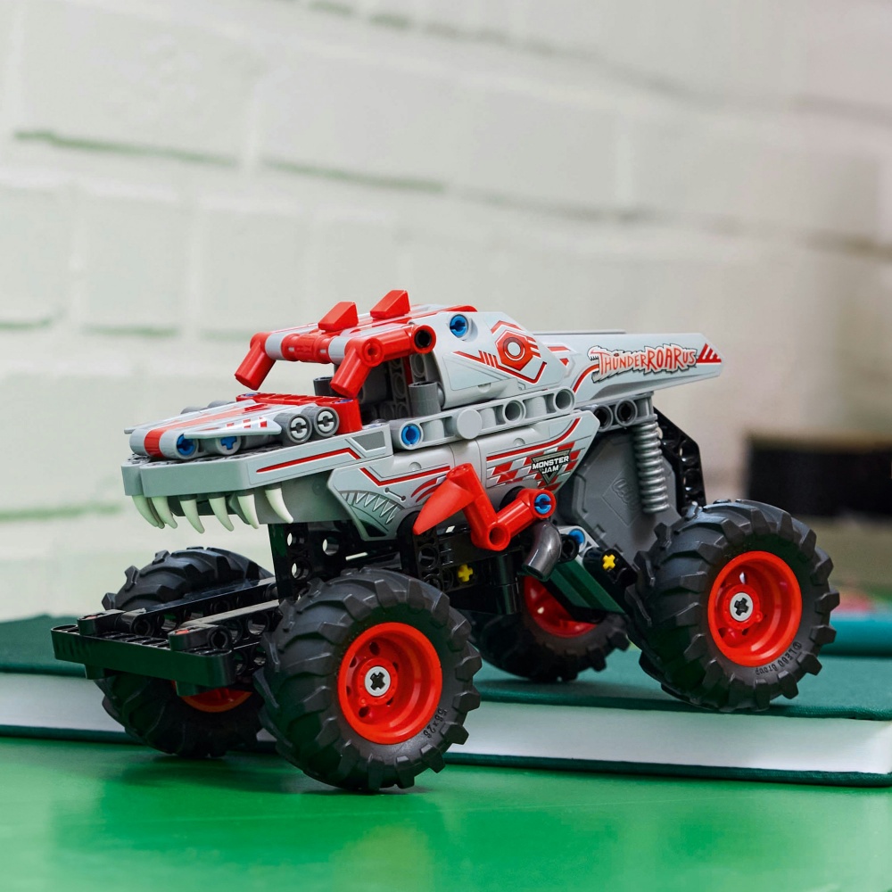 Конструктор LEGO Technic Monster Jam™ ThunderROARus™ с инерционным двигателем 42200