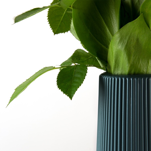 Ваза пластиковая MVM DH-FLOWERS-05 DARK BLUE 23 см 