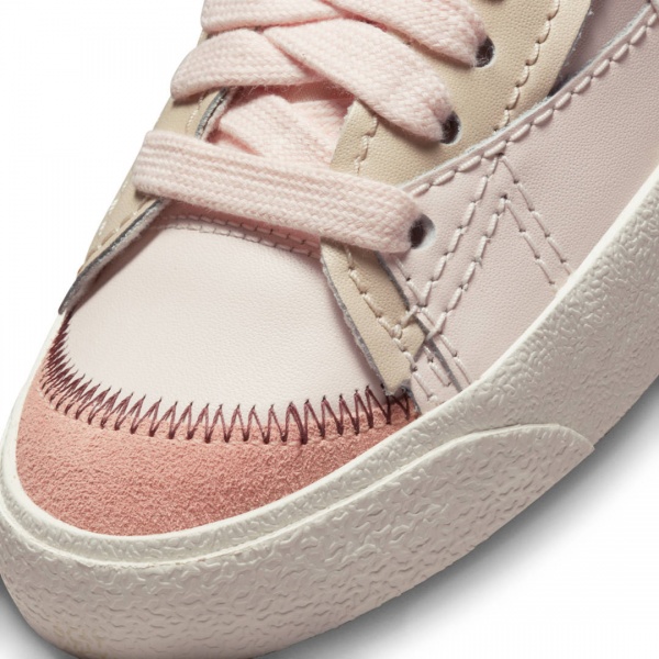 Кроссовки Nike BLAZER LOW '77 JUMBO DQ1470-601 р.37,5 бежевый