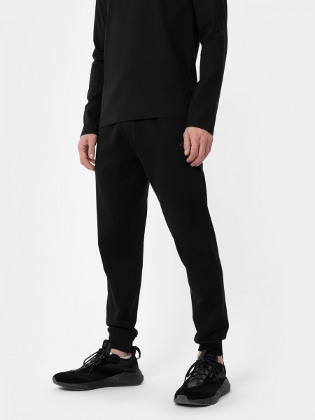 Брюки 4F TROUSERS CAS 4FMM00TTROM311-20S р. XS черный