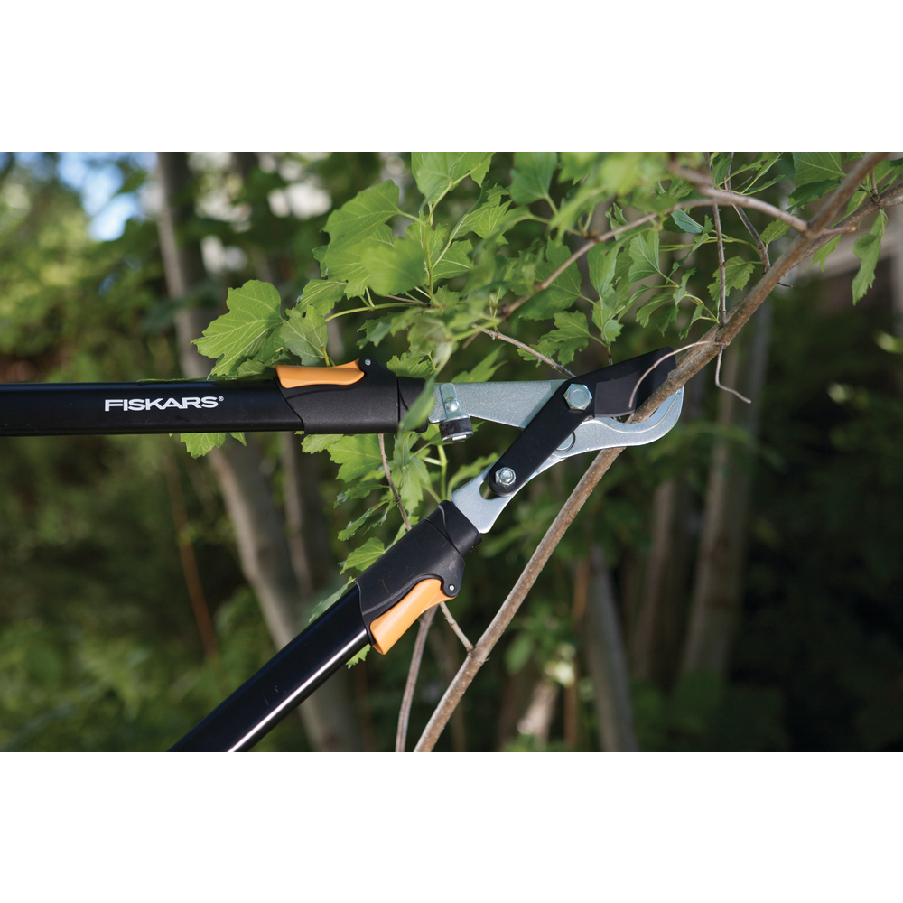 Сучкорез телескопический Fiskars плоскостной Solid L13