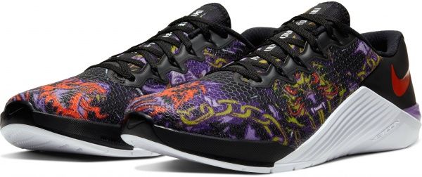 Кроссовки Nike METCON 5 AQ1189-035 р.7,5 черный