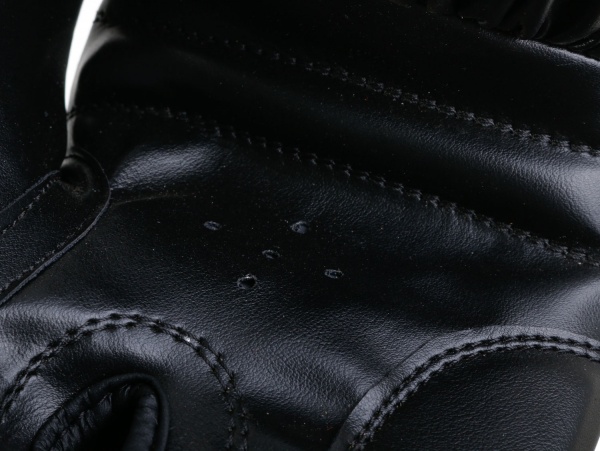 Боксерські рукавиці MaxxPro AVG-616 р. 8 чорний