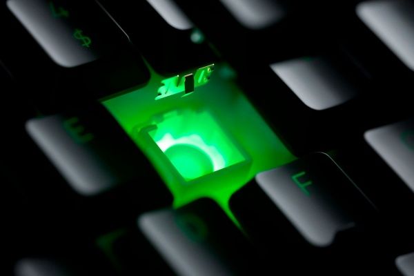 Клавиатура игровая Razer Ornata V2 (64924) (RZ03-03380700-R3R1) black