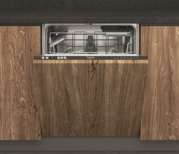 Вбудовувана посудомийна машина Hotpoint Ariston HI 5010 C