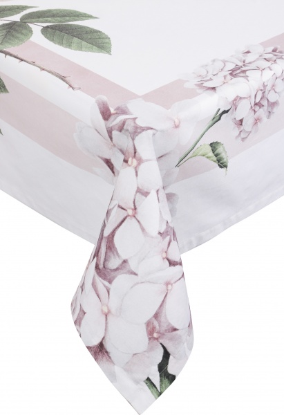 Скатерть Venesia 3D print 160x220 см бежевый с розовым Banian 