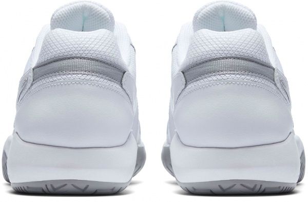 Кроссовки Nike Air Zoom Resistance 918201-101 р.10 белый