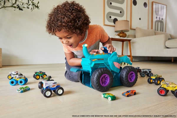 Машинка Hot Wheels Хищный Мега Рекс серии 