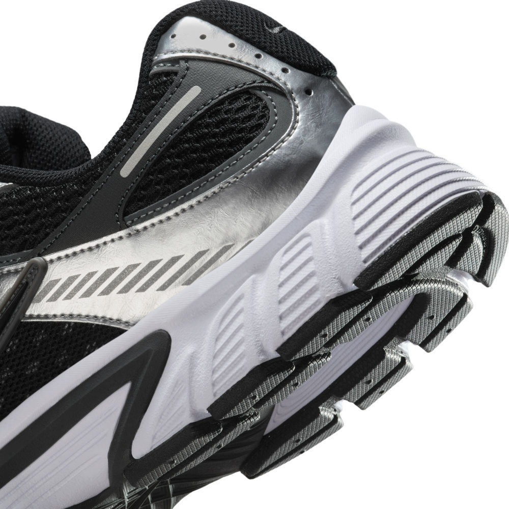 Кроссовки Nike V5 RNR HJ5228-004 р.46