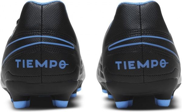 Бутси Nike Jr. Tiempo Legend 8 Club MG AT5881-090 р. US 5,5Y чорний