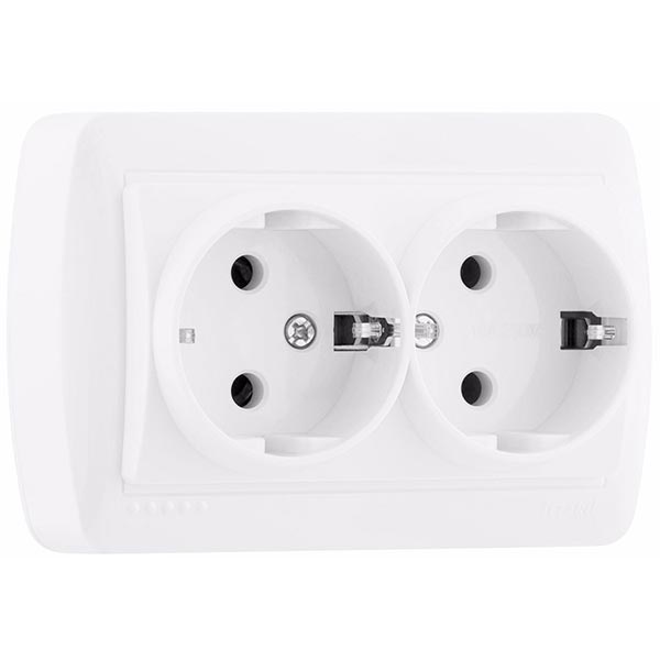 Розетка двойная с заземлением Lezard Demet 16 А 250 В без шторок белый 711-0200-127