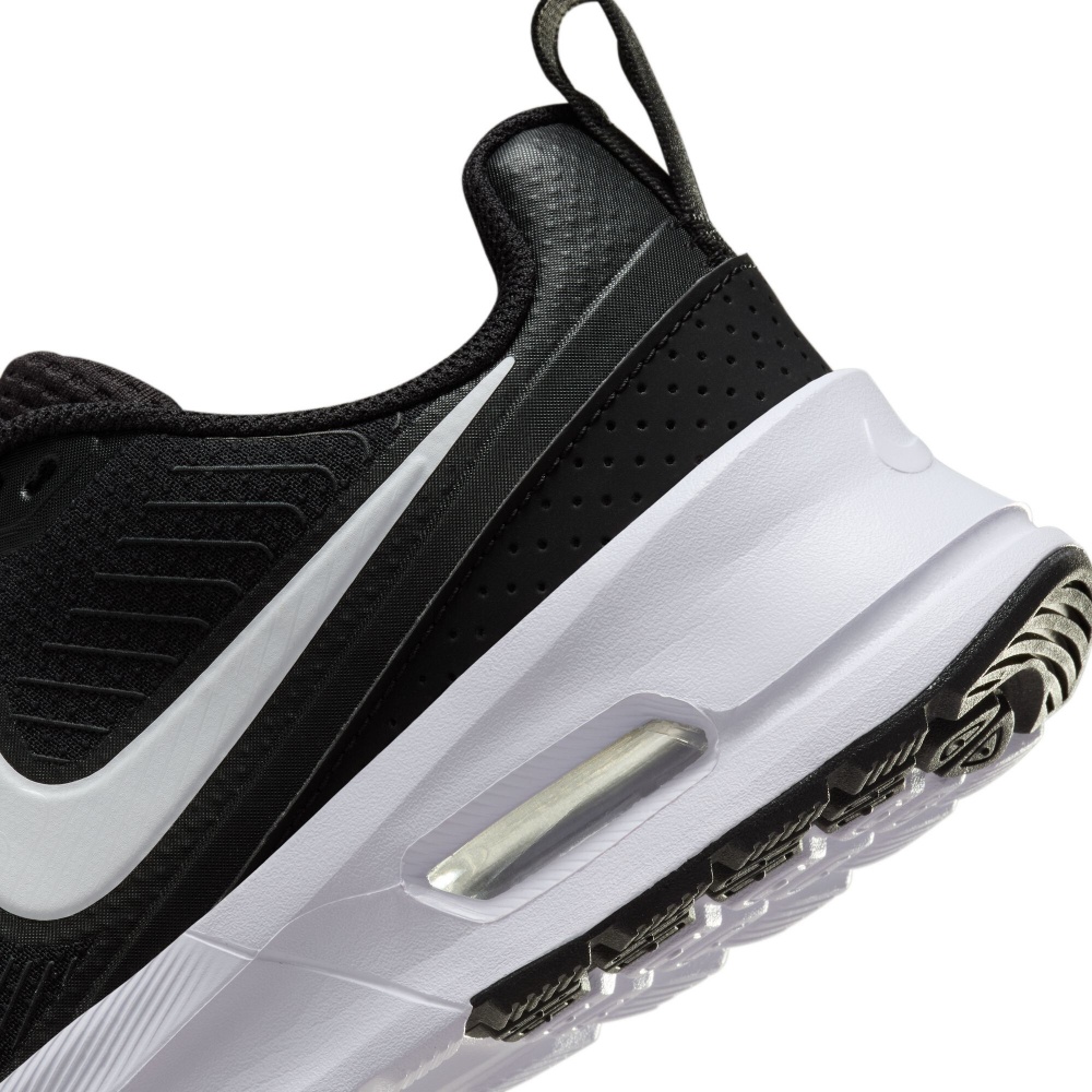 Кроссовки женские демисезонные Nike W AIR MAX NUAXIS HF1233-001 р.39 черные