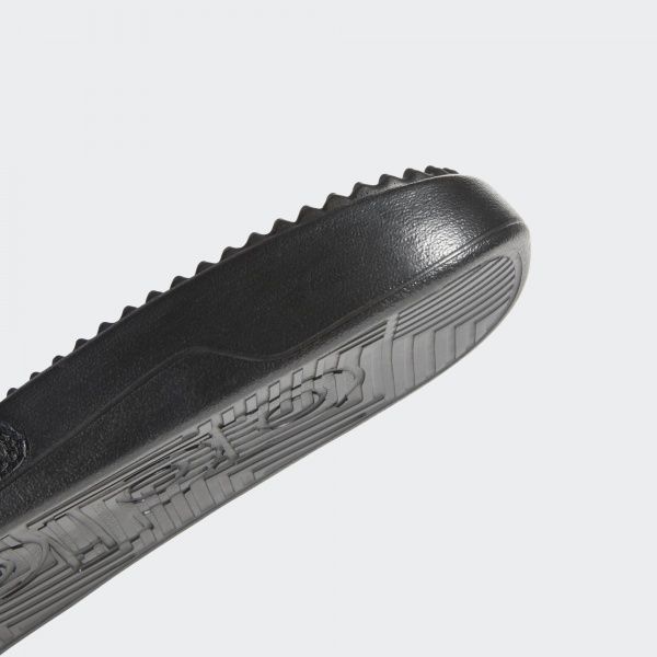 Шльопанці Adidas ADISSAGE TND F35565 р. 9 чорний