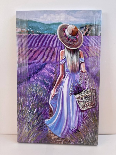 Репродукция Девушка в лавандовом поле 50x80 см Арт Фемелі 