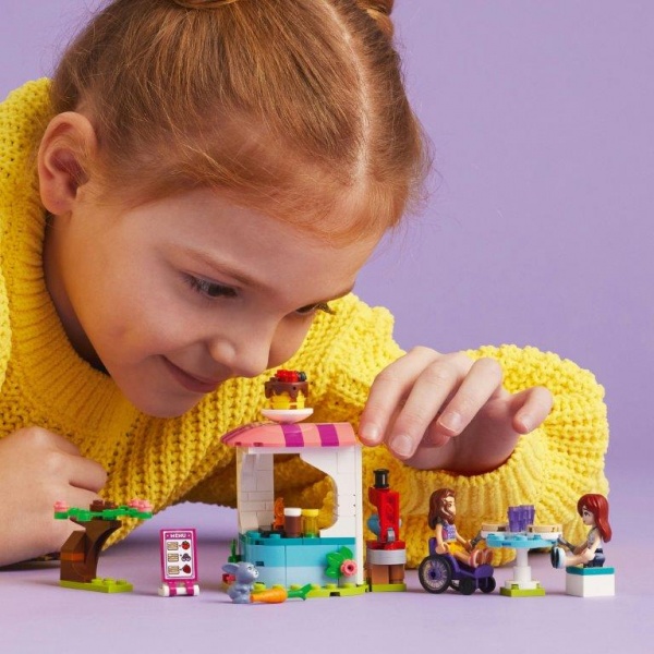 Конструктор LEGO Friends Блинный магазин 41753
